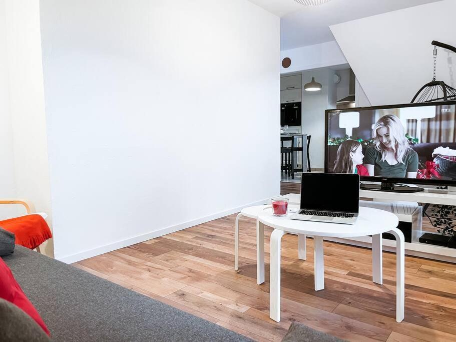 Lumineux Avec Vue Sur Les Vosges Apartment Colmar Exterior photo